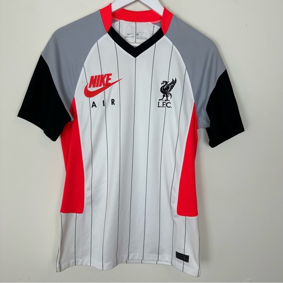 Nike Other - Nike 2021-22 Liverpool Air Max Club Collection